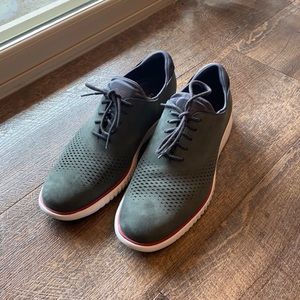 Cole Haan 2.zero grand dress shoes. Men’s size 10, like new, worn once